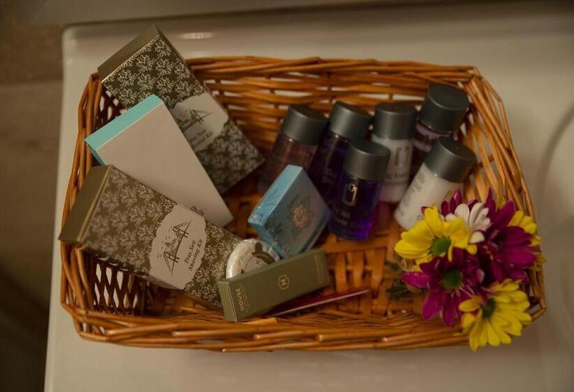 חדר משפחתי דלוקס, Ebruli Otel Cunda