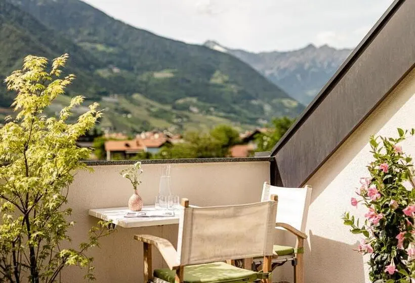 Standard-studio, Garden Residence
