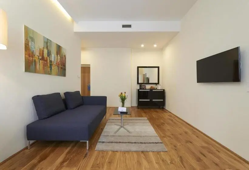 سوییت پرستیژ, Hilight Suites