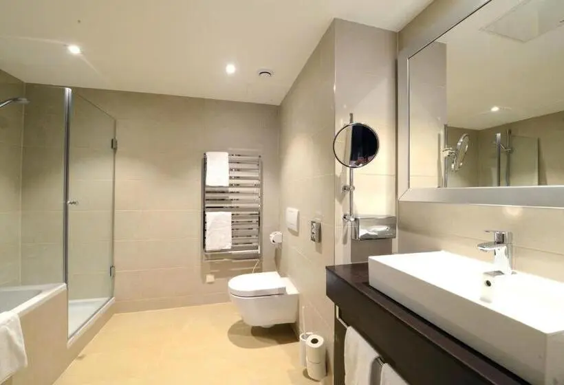سوییت جونیور, Hilight Suites