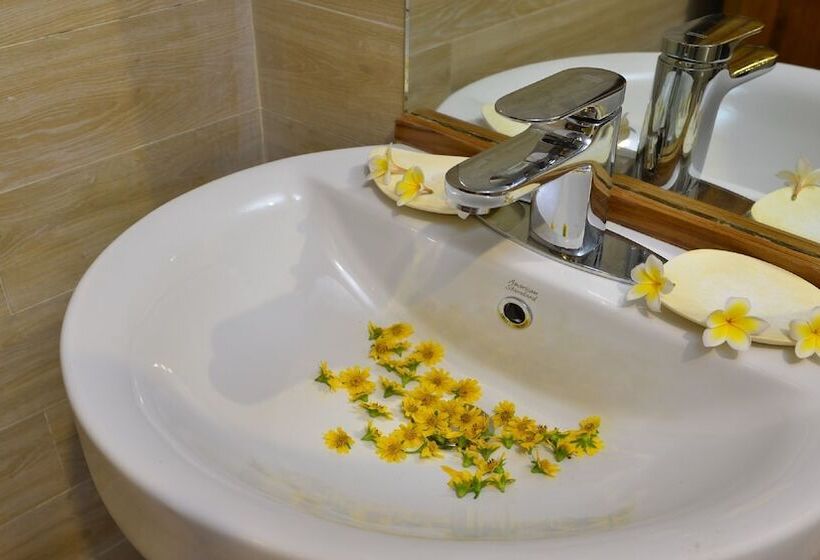 اتاق لوکس, Amazing Inlay Resort