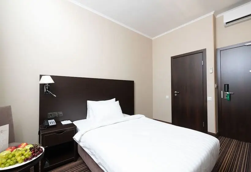 Habitación Estándar Individual, Armat