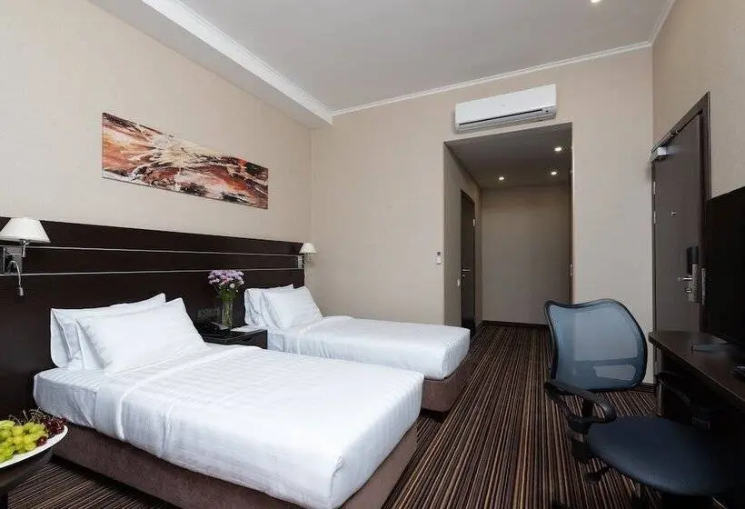 Habitación Estándar, Armat