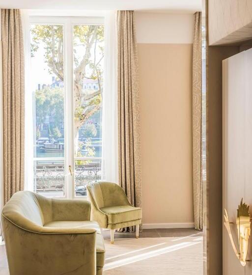 Junior suite with river view, Boscolo Lyon Hotel & Spa
