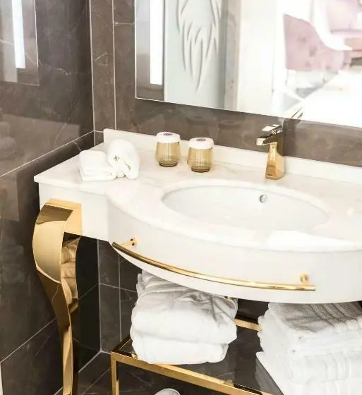 سوییت جونیور, Boscolo Lyon Hotel & Spa