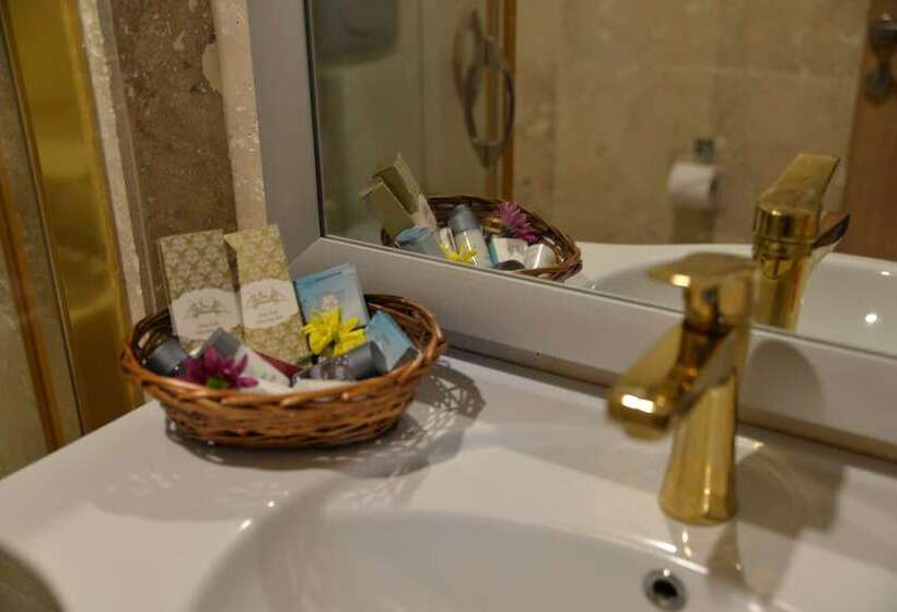 חדר דלוקס צדדי נוף לים, Ebruli Otel Cunda