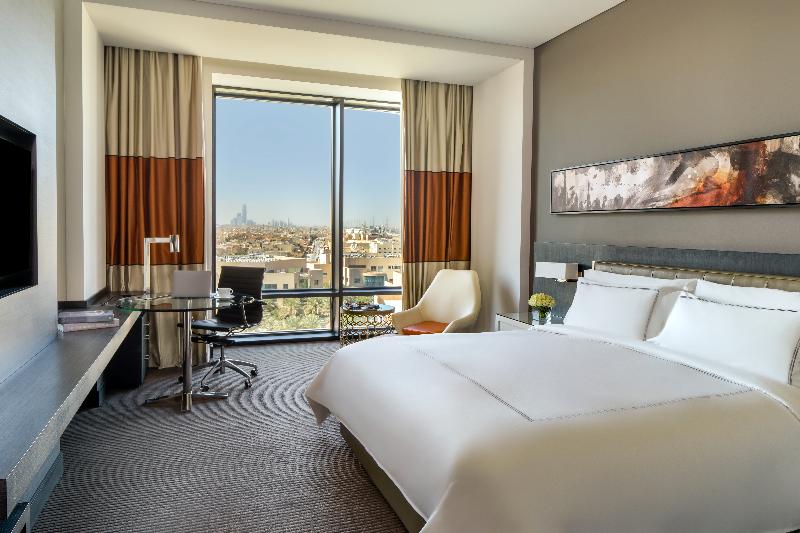 Номер Deluxe Кровать Кинг, Fairmont Riyadh