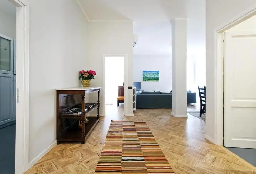 آپارتمان لوکس 1 خوابه, Palazzo Planeta