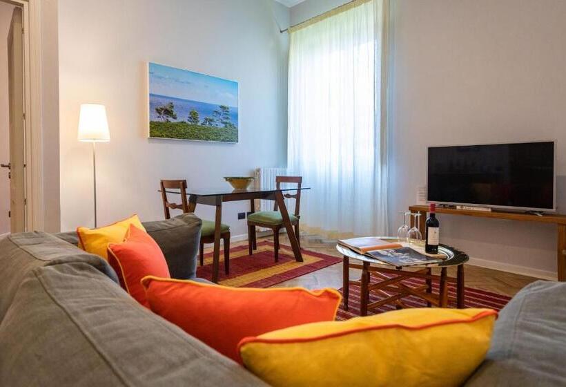 带1个卧室的经典公寓, Palazzo Planeta