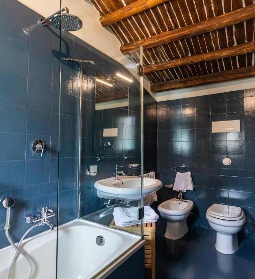 带1个卧室的带阳台的公寓, Palazzo Planeta