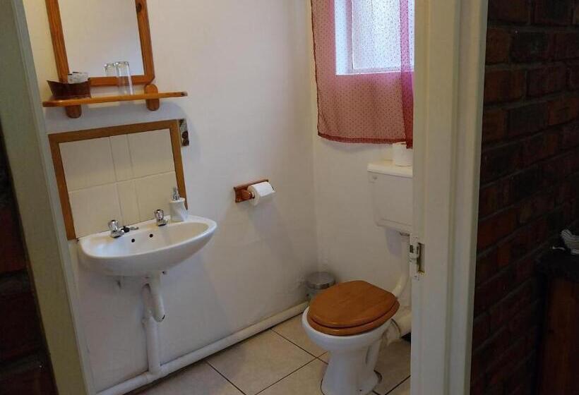 Номер Комфорт, Lily Guesthouse