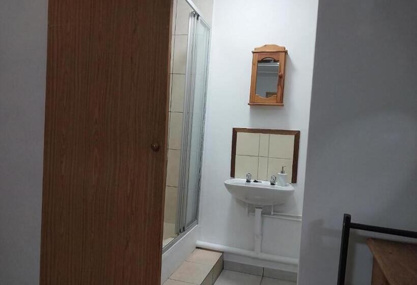 Номер Deluxe, Lily Guesthouse