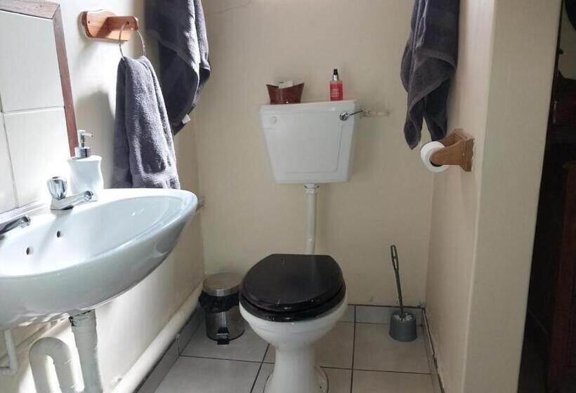 Номер Deluxe, Lily Guesthouse