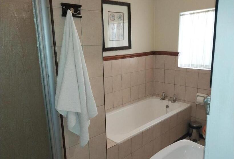 スーペリアールーム, Lily Guesthouse