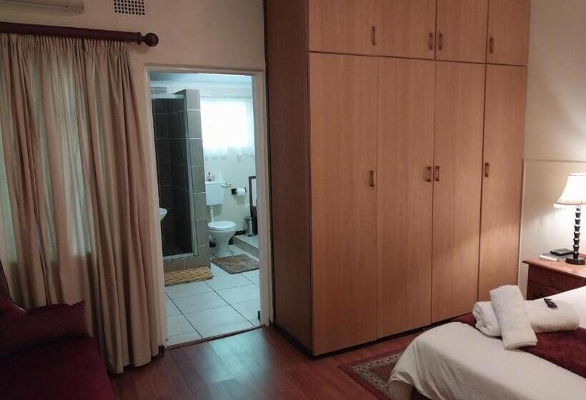 Номер Deluxe, Lily Guesthouse