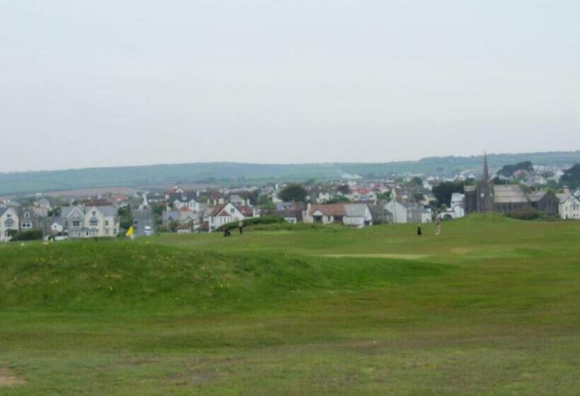 חדר סופריור, Links Side Guest House