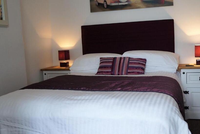 חדר דלוקס, Links Side Guest House