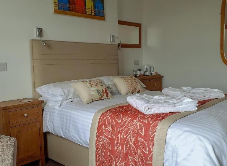 חדר סופריור, Links Side Guest House