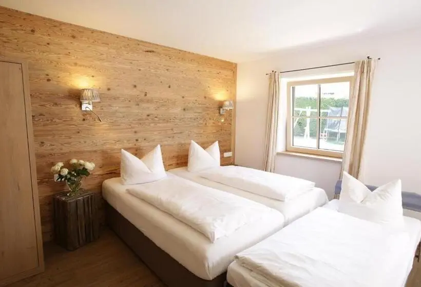 スーペリアールーム, Pension Schweizerhaus Garni