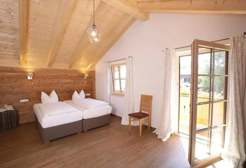 スーペリアールーム, Pension Schweizerhaus Garni