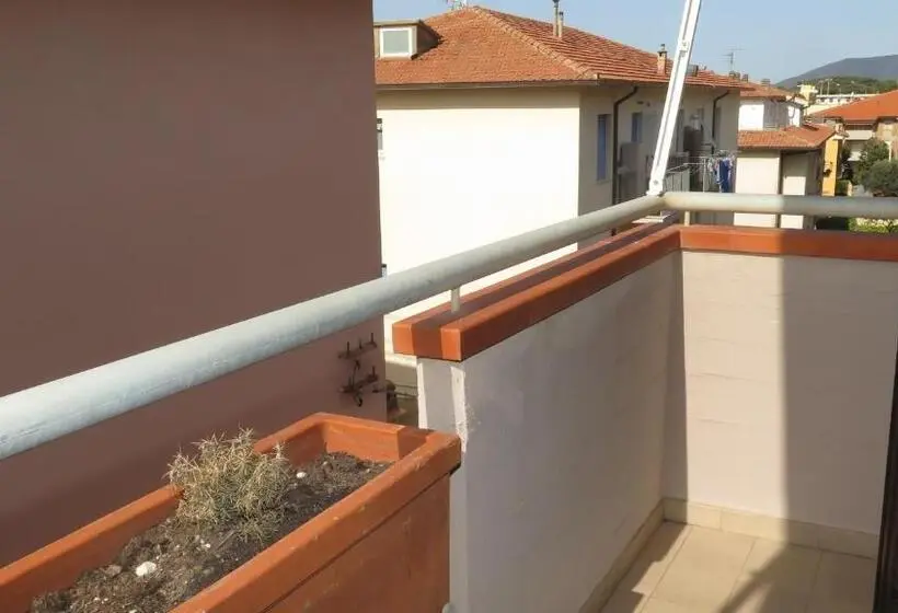 Huoneisto 1 Makuuhuone, Residenza Turistico Alberghiera Corallo