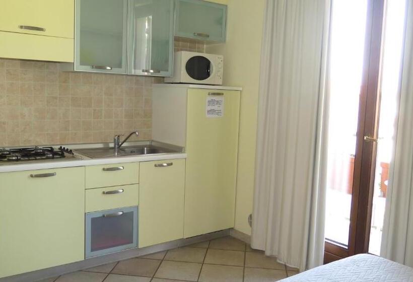 스탠다드 스튜디오 킹침대, Residenza Turistico Alberghiera Corallo