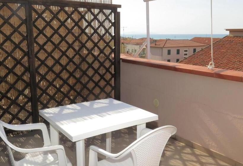 디럭스 스튜디오, Residenza Turistico Alberghiera Corallo