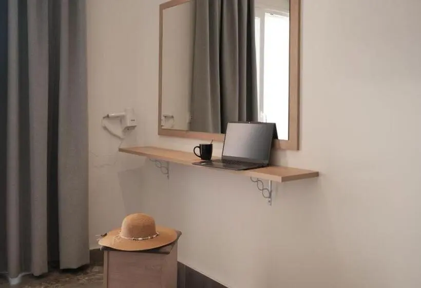 Chambre Standard avec Balcon, Mike S Studios