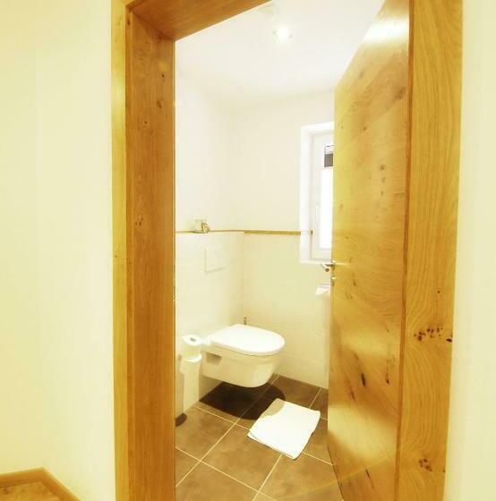 شقة غرفتين نوم مزودة بشُرفة, Alpenapartments Unterschlag