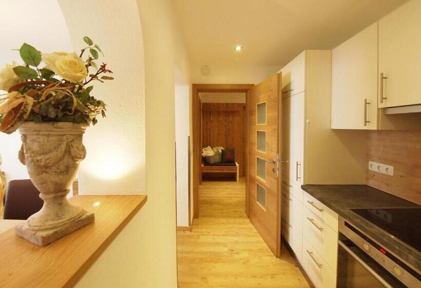 شقة غرفة نوم واحدة مزودة بشُرفة, Alpenapartments Unterschlag