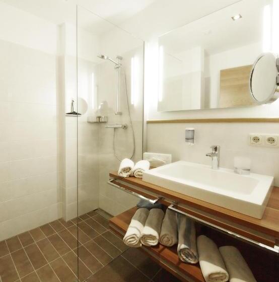 شقة غرفتين نوم مزودة بشُرفة, Alpenapartments Unterschlag