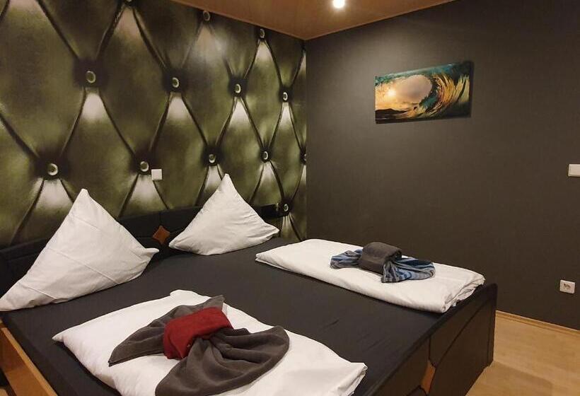 شقة غرفة واحدة, Aparthotel Harlekin