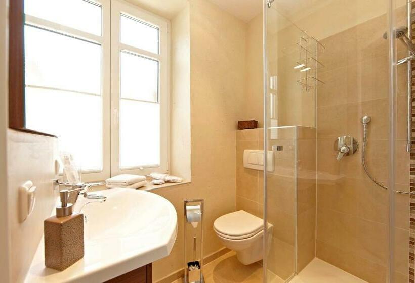 דירת חדר, Haus Schweigart