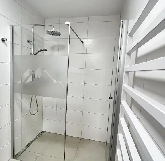 Superior suite with balcony, Hubertus Alpine Living