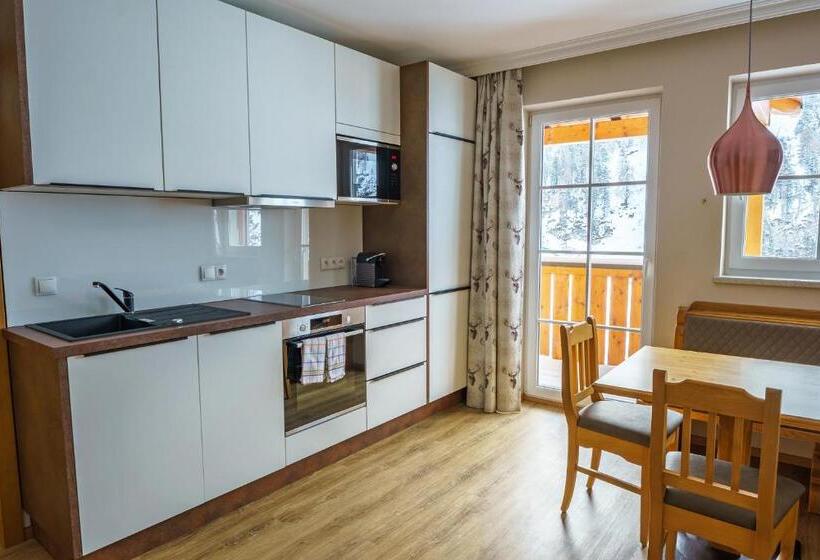 جناح سوبيريور مع بلكونة, Hubertus Alpine Living