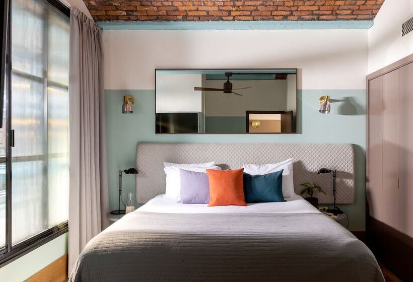 스위트, Native Manchester