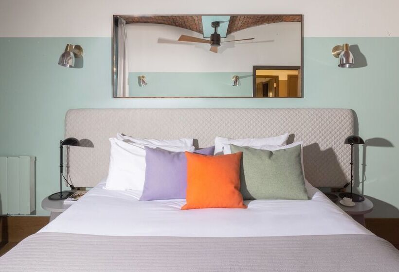 침실 2개 스위트, Native Manchester