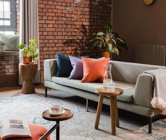 سوئیت پریمیوم 2 خوابه, Native Manchester