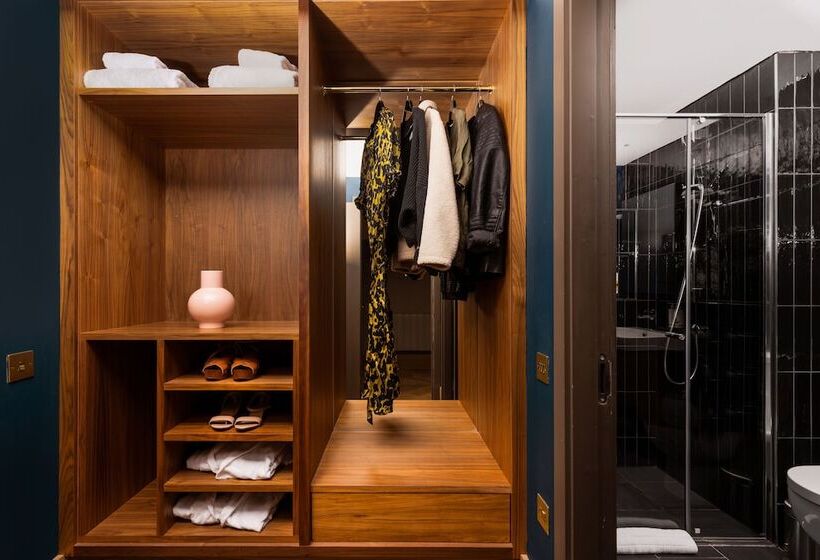 2침실 펜트하우스 아파트, Native Manchester