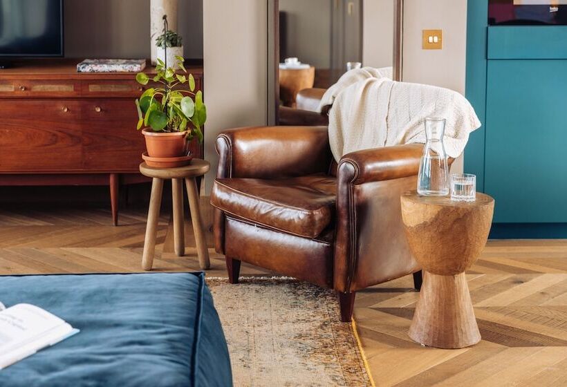 2침실 펜트하우스 아파트, Native Manchester