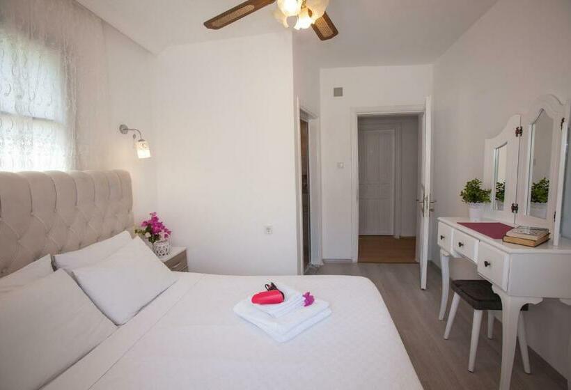 اتاق استاندارد, Papermoon Hotel & Apartments