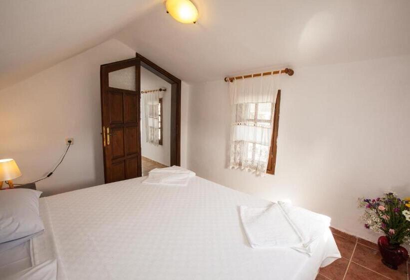 آپارتمان 1 خوابه با تراس, Papermoon Hotel & Apartments