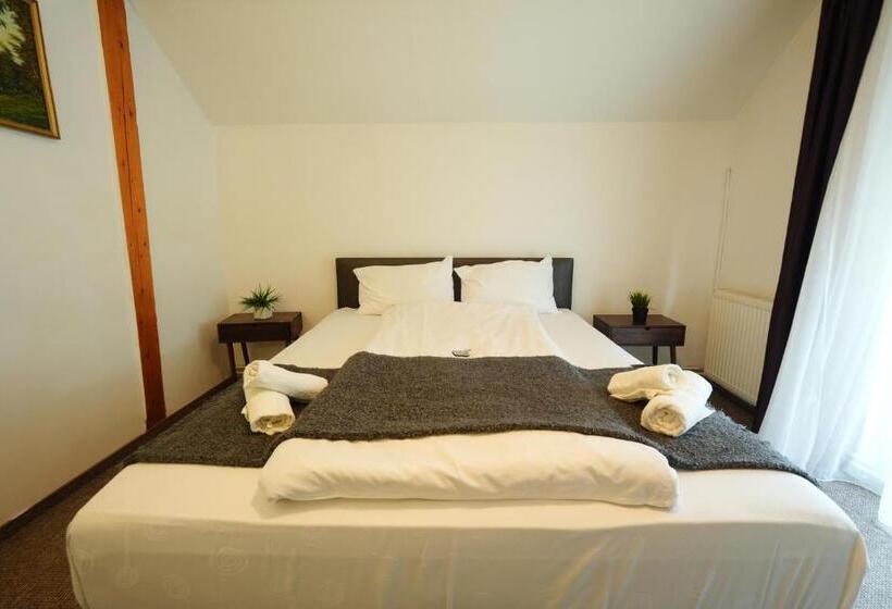 패밀리 룸, Gasthof Sara