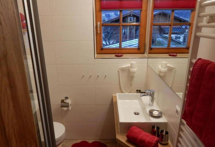 آپارتمان 2 خوابه با بالکن, Gästehaus Schönfeld