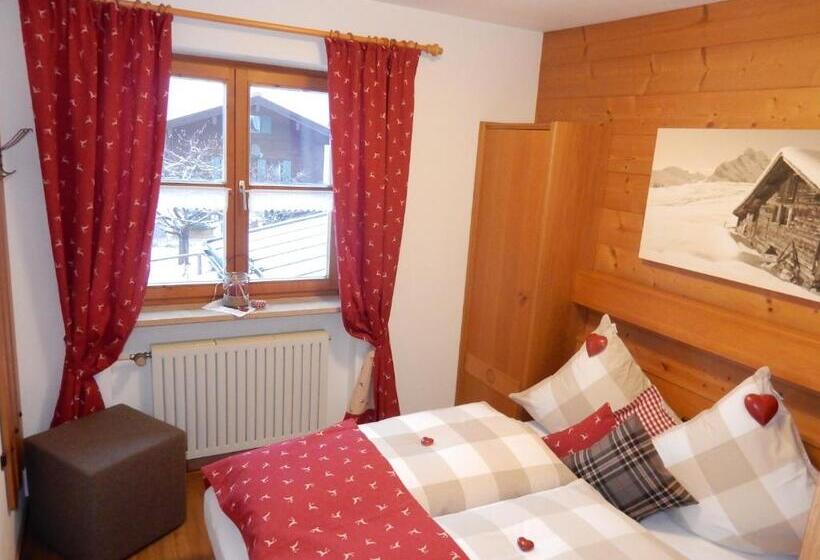 آپارتمان 2 خوابه با بالکن, Gästehaus Schönfeld