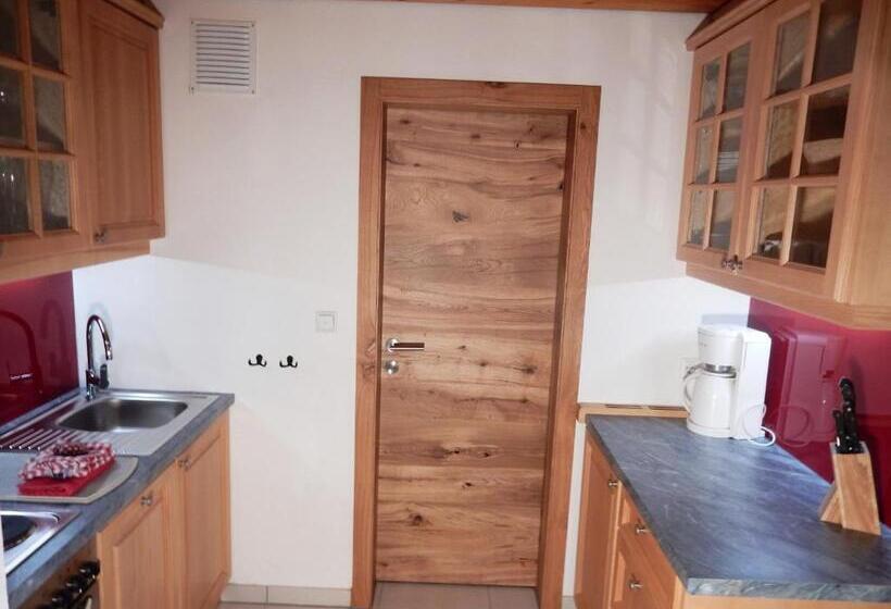 آپارتمان 3 خوابه, Gästehaus Schönfeld