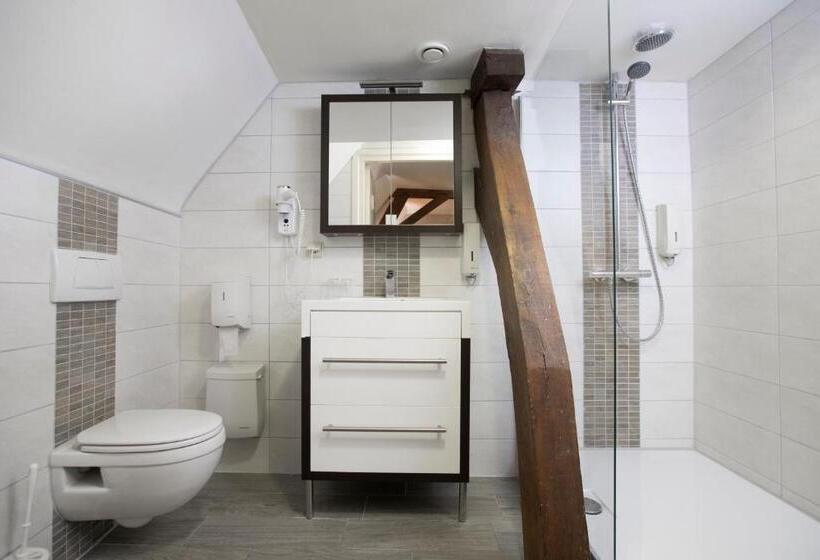 סוויטה, Herberg De Gouden Leeuw