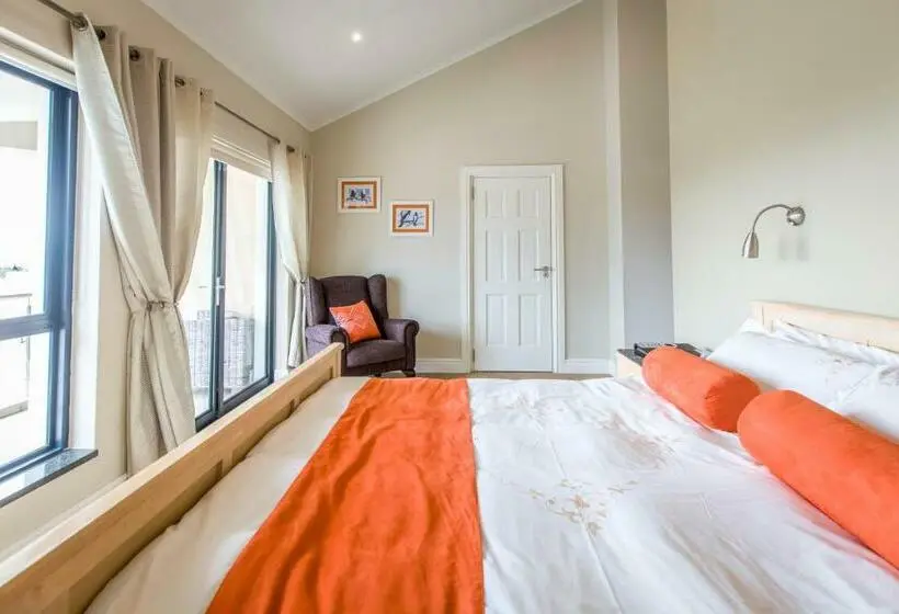 スイート, Orange Inn Knysna