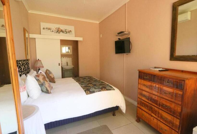 חדר אקזקיוטיב חדר קינג, The Boston Guest House