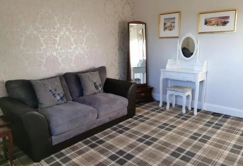 デラックスルーム, The Knowe Guest House